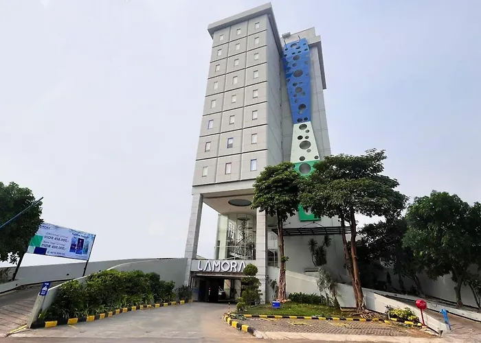Lamora Kota Lama Surabaya